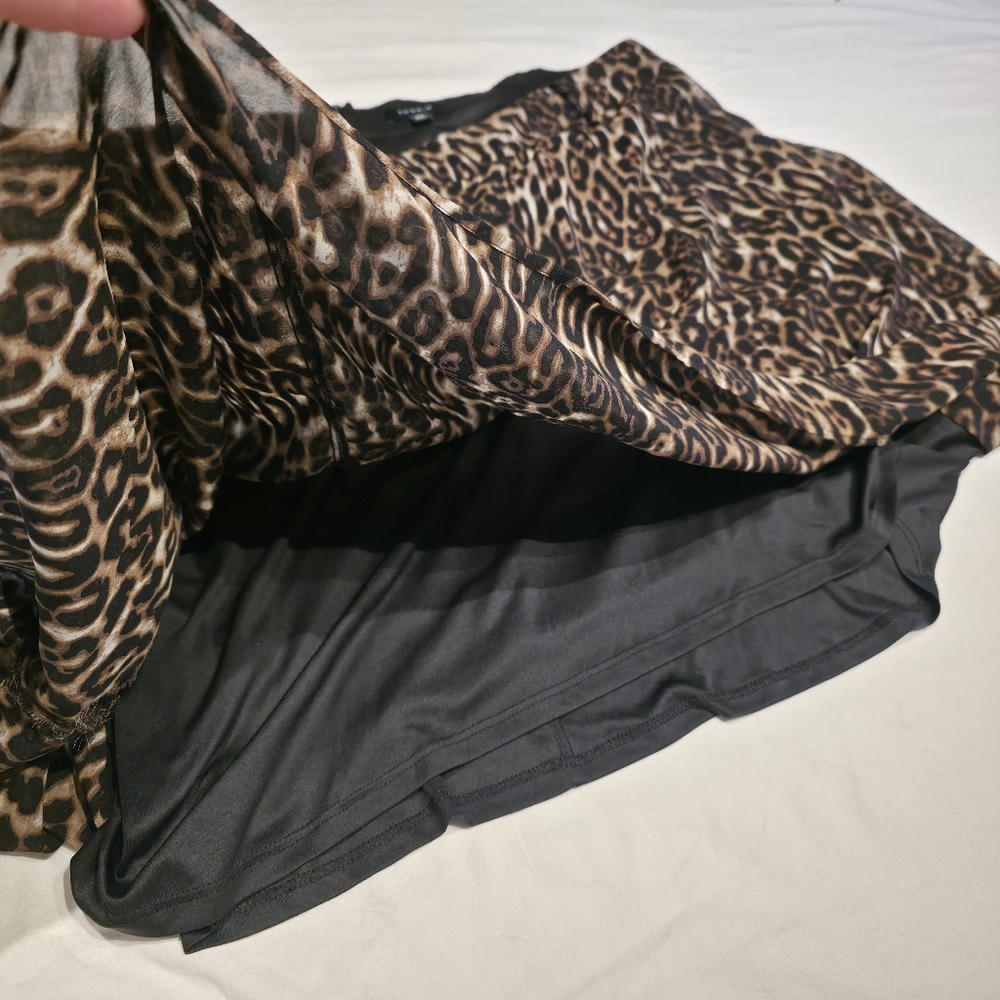 Torrid Leopard Print High Low Skirt Size 22 - Picture 3 of 4